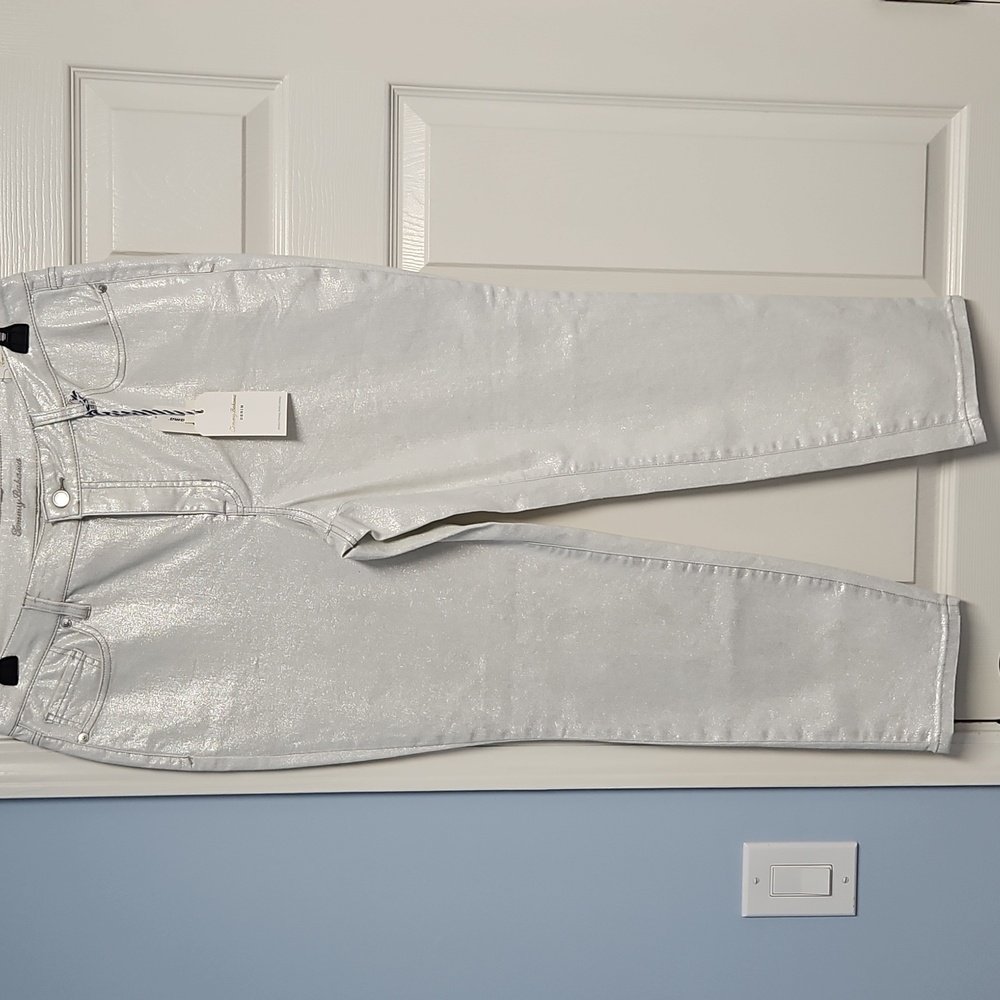 Tommy Bahama Metallic High Rise Ankle Denim: Metallic White/Silver: Size- 14 - Picture 11 of 15
